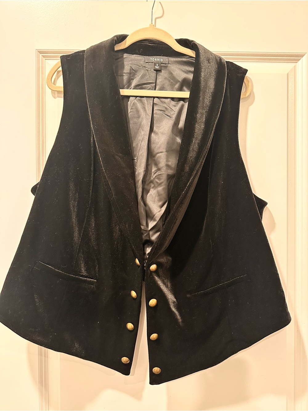 Torrid Black Velvet Shawl-Collar Vest with Gold Buttons size 3